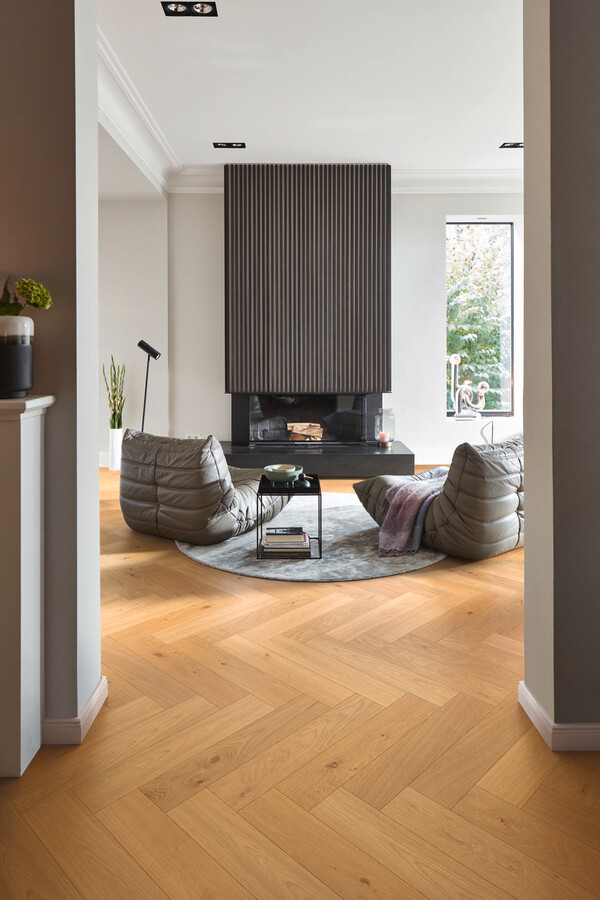 ოთხშრიანი პარკეტი ლინდურა მუხა ნატური HERRINGBONE